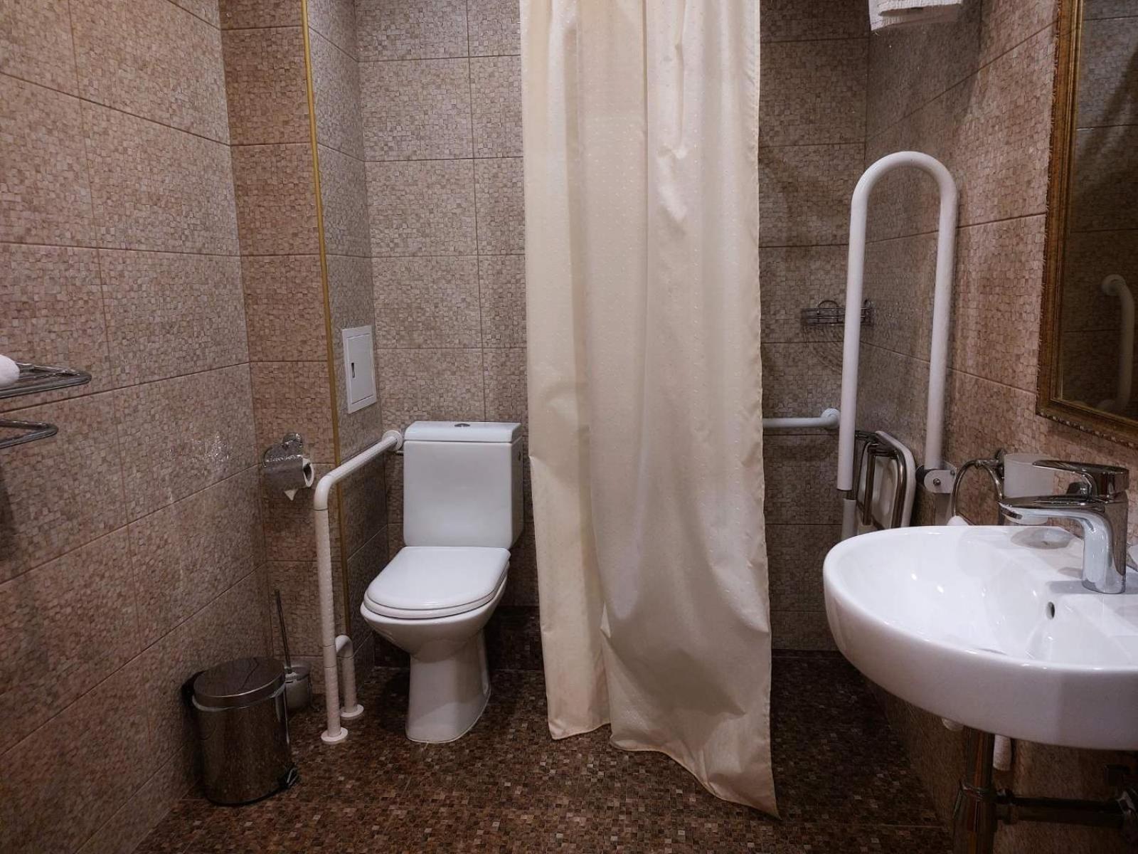 Optima Collection Podil Plaza Hotell Kiev Eksteriør bilde