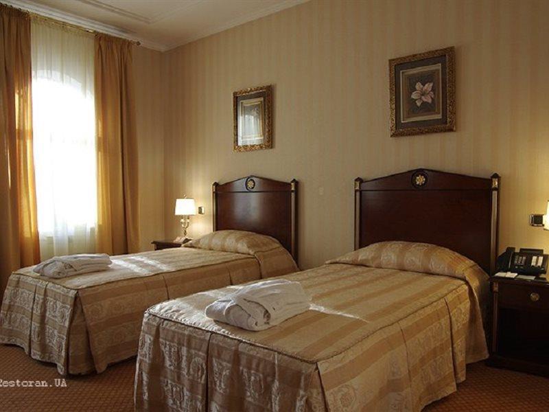 Optima Collection Podil Plaza Hotell Kiev Eksteriør bilde