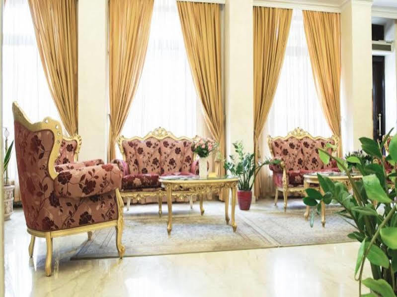 Optima Collection Podil Plaza Hotell Kiev Eksteriør bilde