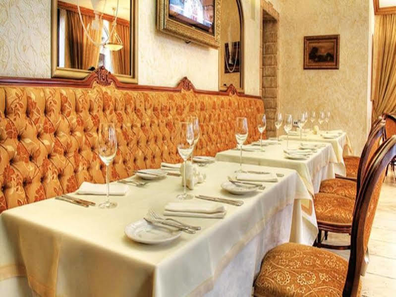 Optima Collection Podil Plaza Hotell Kiev Eksteriør bilde